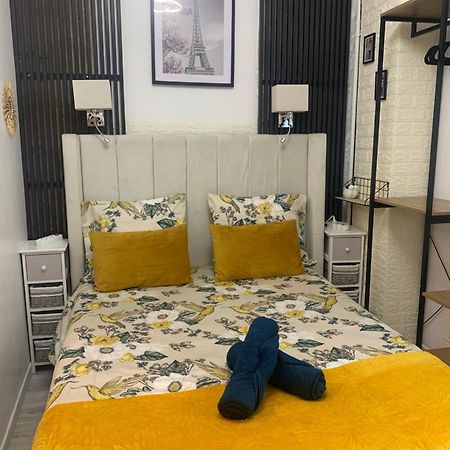 Paris Beautiful Cozy Studio ภายนอก รูปภาพ